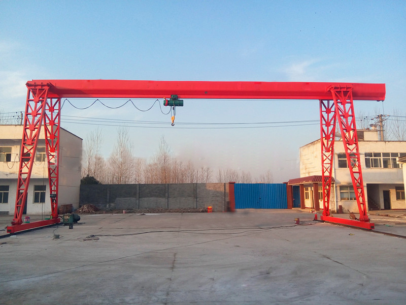 電動(dòng)葫蘆門式起重機(jī)