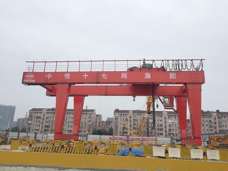 地鐵門式起重機(jī)